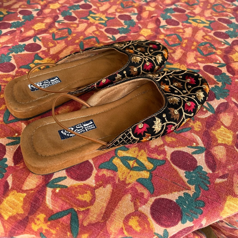 Embroidered Black and Gold Women's Flats - Picture 3 of 5